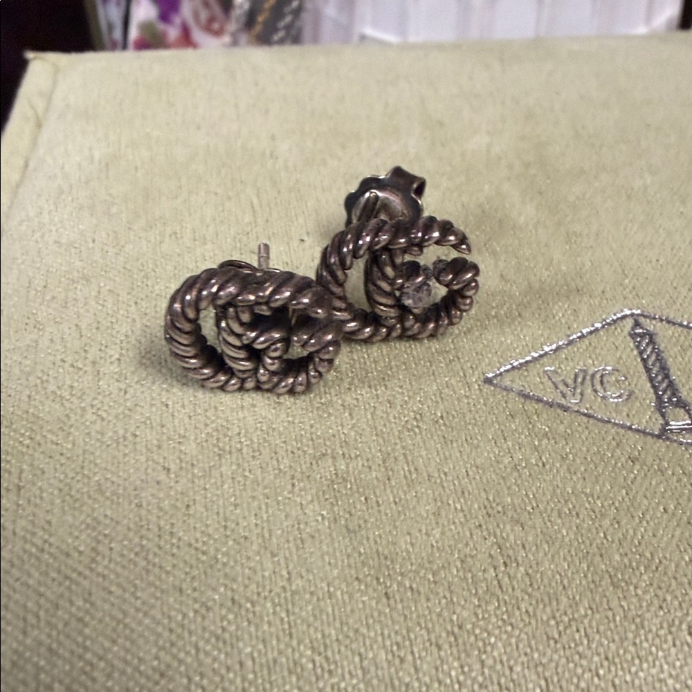Gucci interlocking G motif aged sterling silver stud earrings - Picture 5 of 6